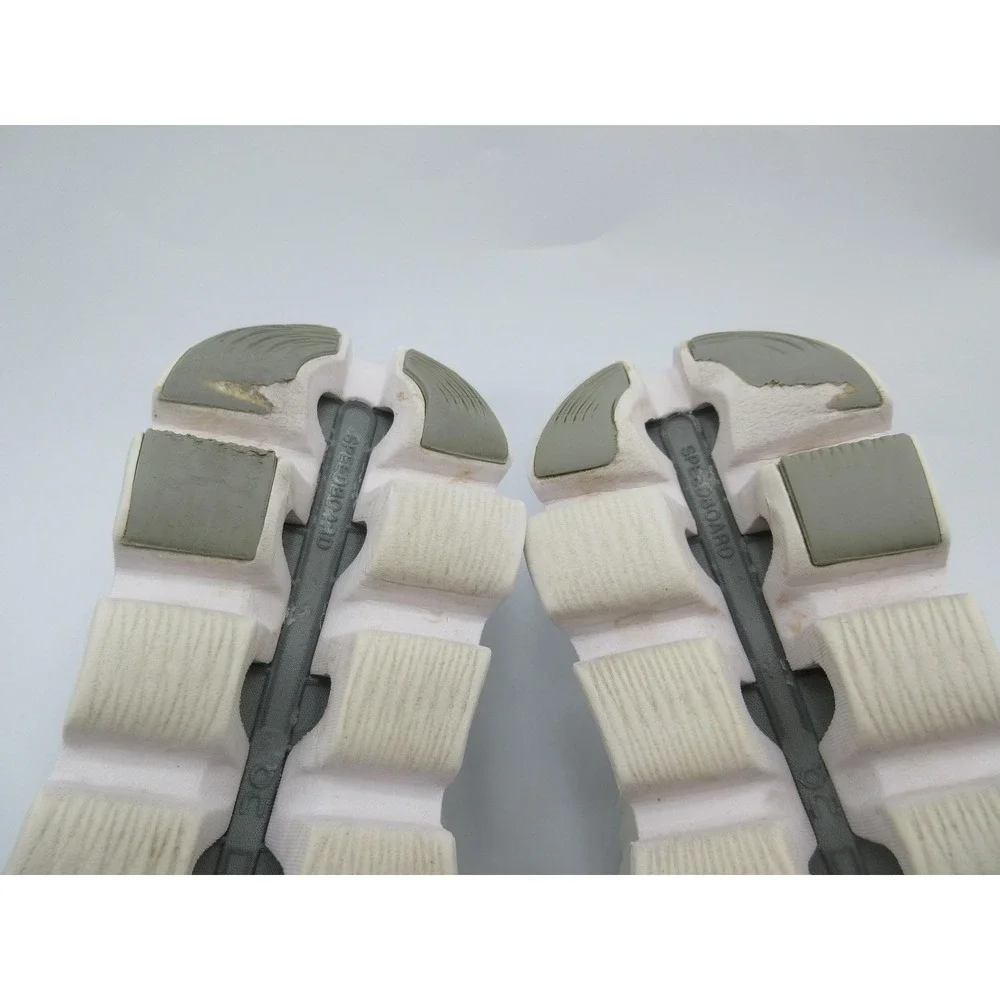 On Running Shoes Womens Size 8 Gray White Cloudswift CloudTec Helion Speedboard‎